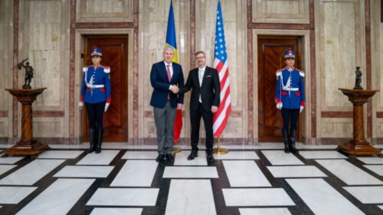 Cătălin Predoiu, întrevedere cu Michael Dickerson: „Consolidarea parteneriatului cu SUA în aceste sectoare, o prioritate strategică”