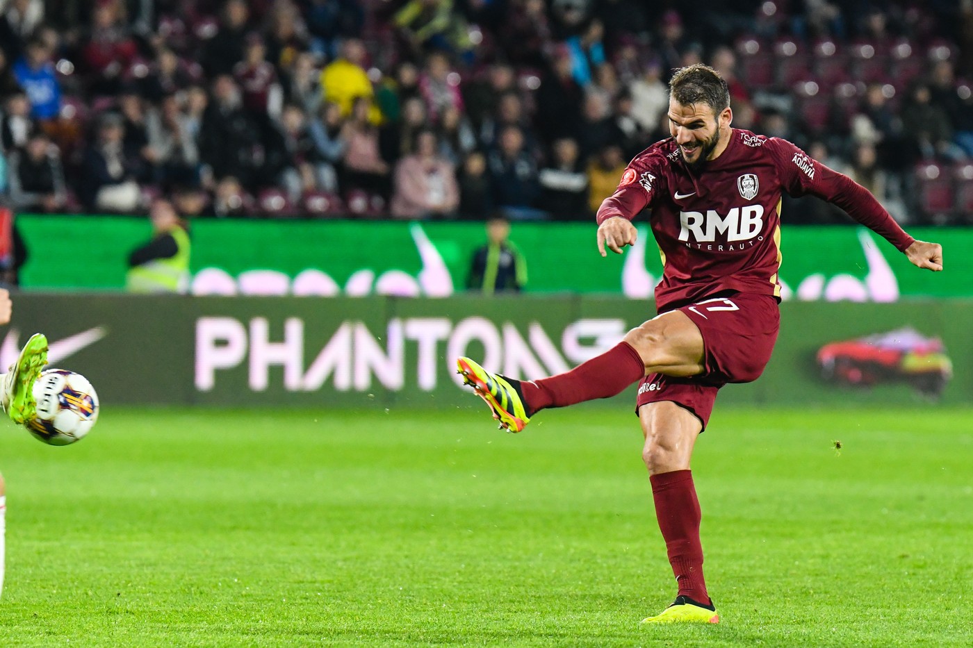 SuperLiga: FCSB, verdict în cazul Tachtsidis. Campioana vrea un fost jucător de la CFR Cluj