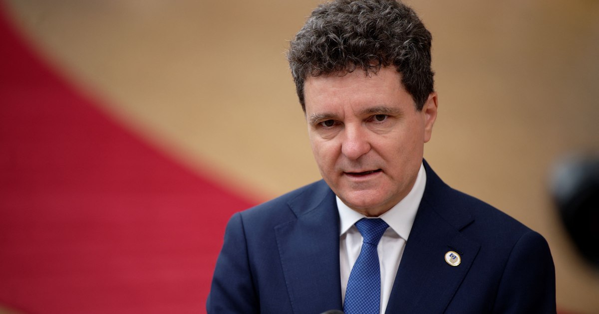 Nicușor Dan, declarații la Berlin, alături de cancelarul Friedrich Merz: „Trebuie ca Europa să-și ia soarta în propriile mâini” Nicușor Dan, declarații la Berlin, alături de cancelarul Friedrich Merz: „Trebuie ca Europa să-și ia soarta în propriile mâini”