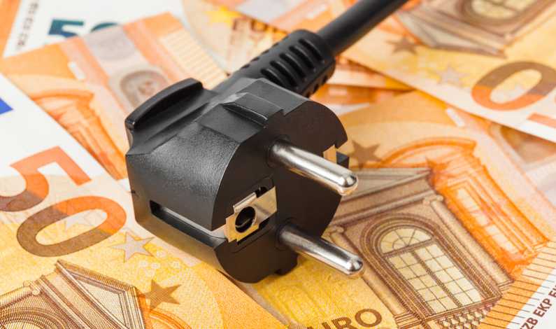 Piața energiei electrice din Europa, din nou cu două viteze. Cresc îngrijorările cu privire la o nouă criză energetică Piața energiei electrice din Europa, din nou cu două viteze. Cresc îngrijorările cu privire la o nouă criză energetică