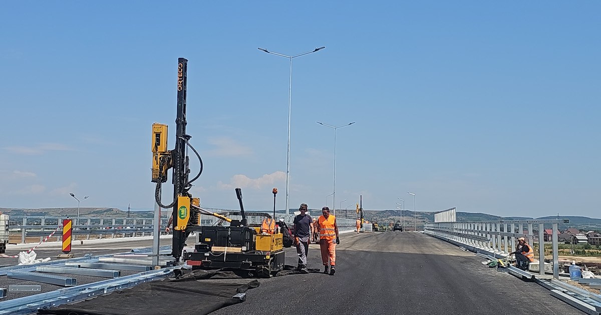 Când e gata conexiunea drumului expres Craiova-Pitești cu A1. „Felicitari! A durat doar 6 ani să terminați 120 km”