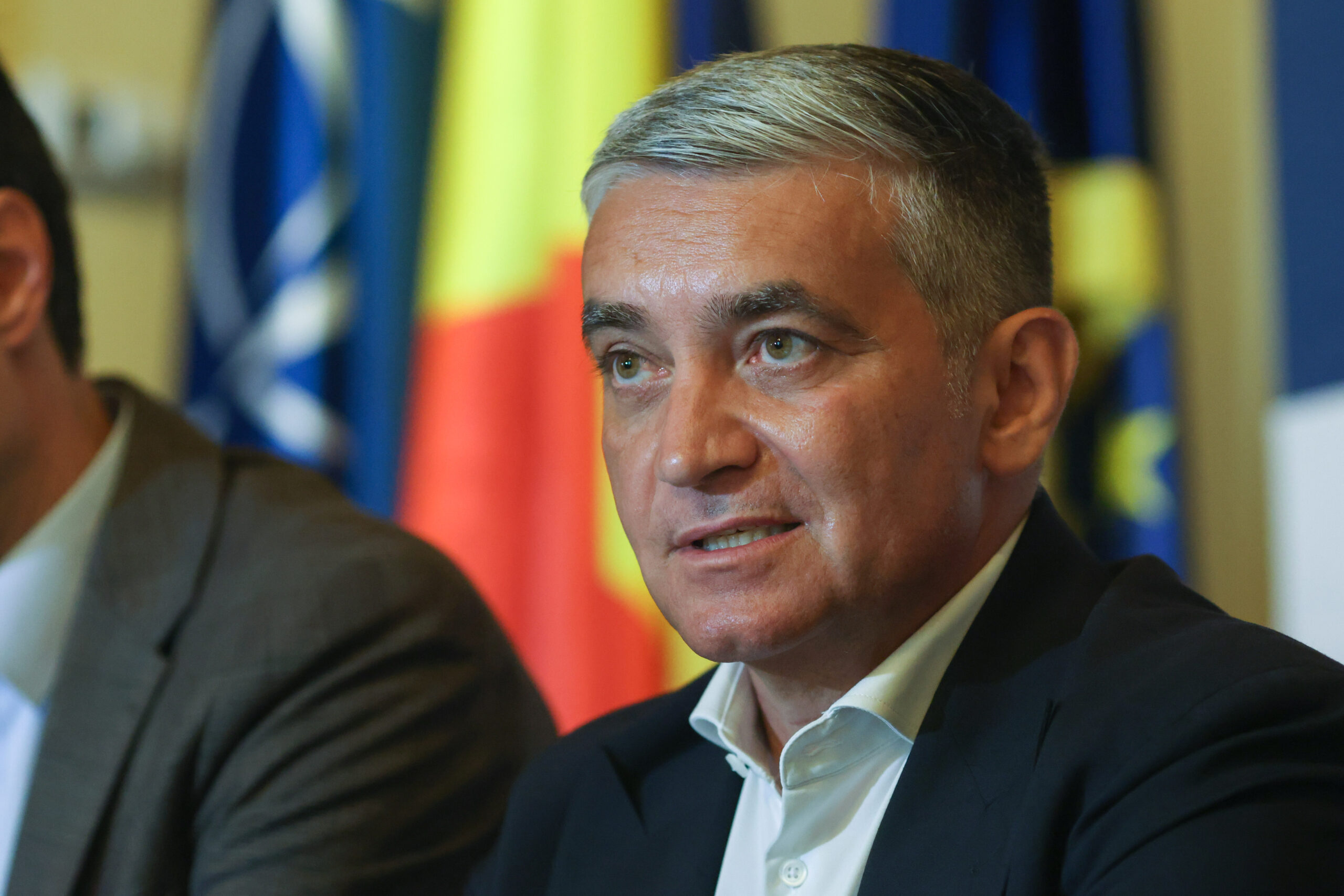 În prima noapte de arest, primarul din Sinaia a ajuns la spital În prima noapte de arest, primarul din Sinaia a ajuns la spital