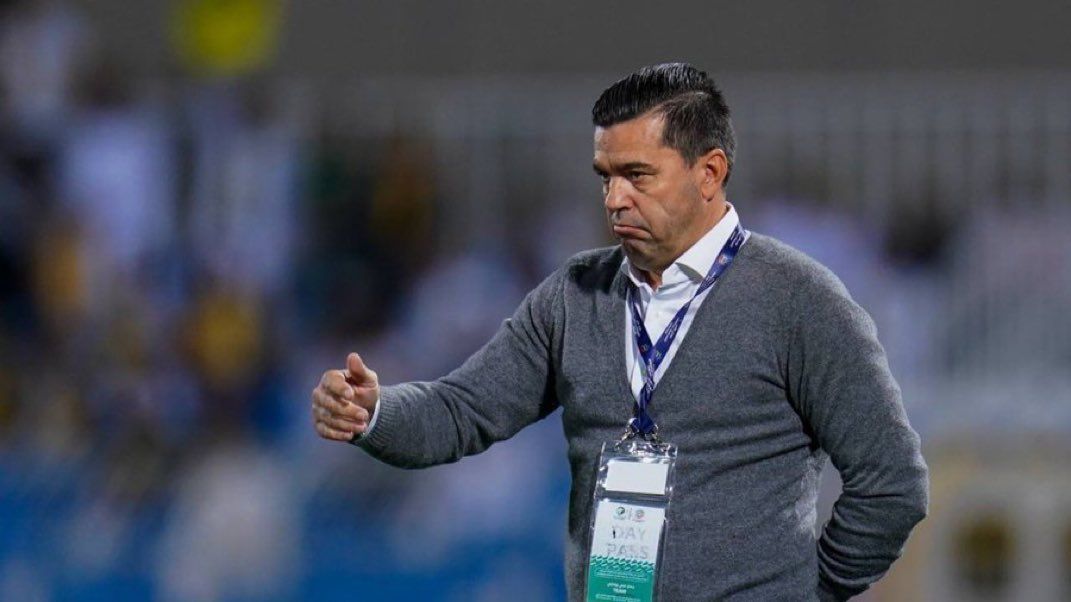 „Colonel Contra, welcome“: Cosmin Contra, prezentat la noua echipă cu un clip tare ciudat