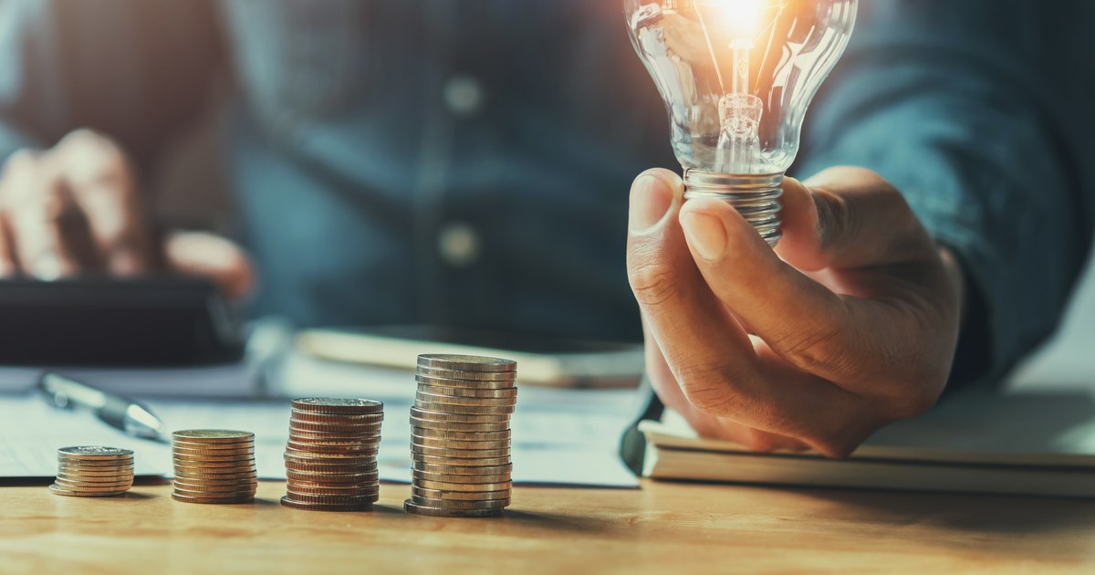 Ce șanse au antreprenorii să evite dublarea costurilor cu energia electrică de la 1 iulie? Fonduri de peste 300 milioane de euro pentru energie verde