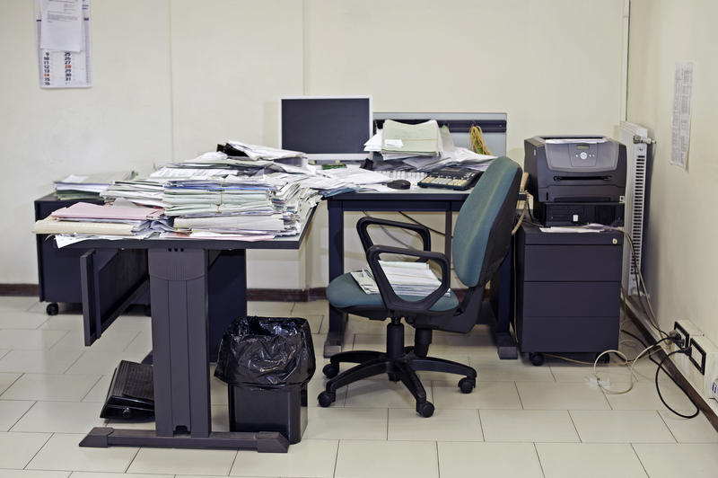 „Un experiment periculos”. Primele reacții din rândul funcționarilor publici după noile măsuri anunțate de Bolojan „Un experiment periculos”. Primele reacții din rândul funcționarilor publici după noile măsuri anunțate de Bolojan