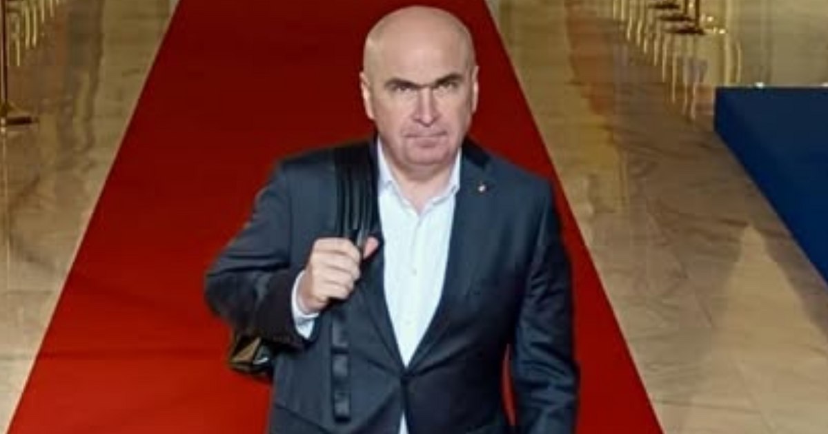 Postarea lui Bolojan care a strâns mii de comentarii și aprecieri „Fiți blând cu omul de rând, atât cât se va putea!” Postarea lui Bolojan care a strâns mii de comentarii și aprecieri „Fiți blând cu omul de rând, atât cât se va putea!”