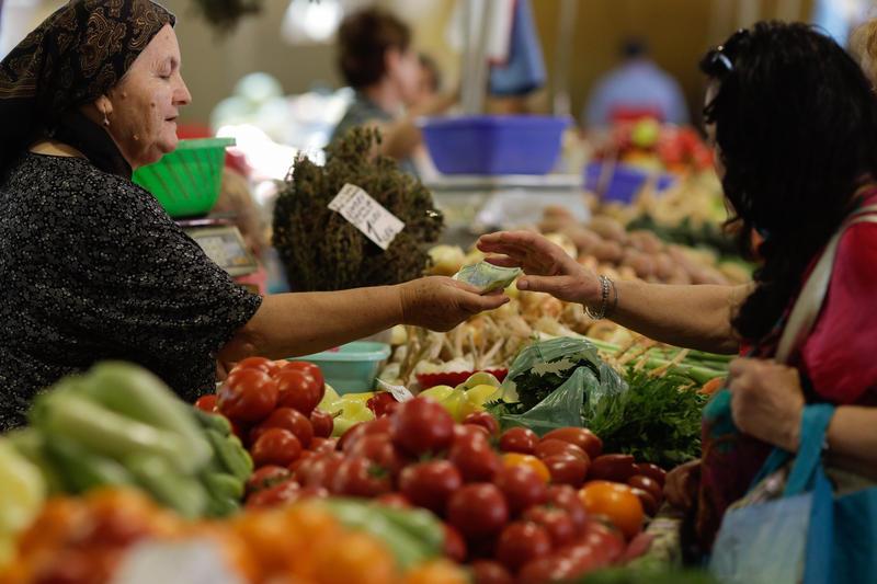 Inflația se apropie de 6%. Și asta nu e cea mai proastă veste