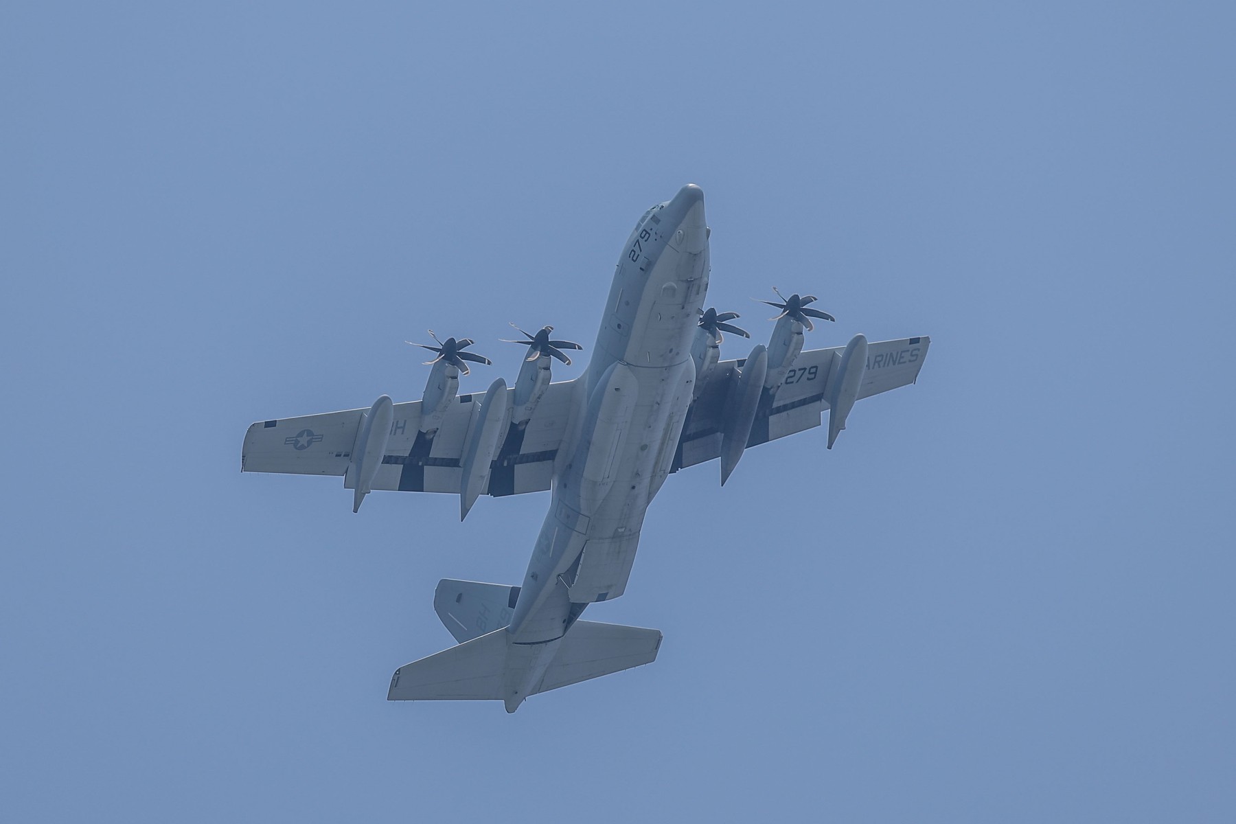 Trilioane de dolari către giganții armamentului. Pentagonul a efectuat „un transfer masiv de bogăție, de la contribuabili, pentru a finanța războiul” Trilioane de dolari către giganții armamentului. Pentagonul a efectuat „un transfer masiv de bogăție, de la contribuabili, pentru a finanța războiul”