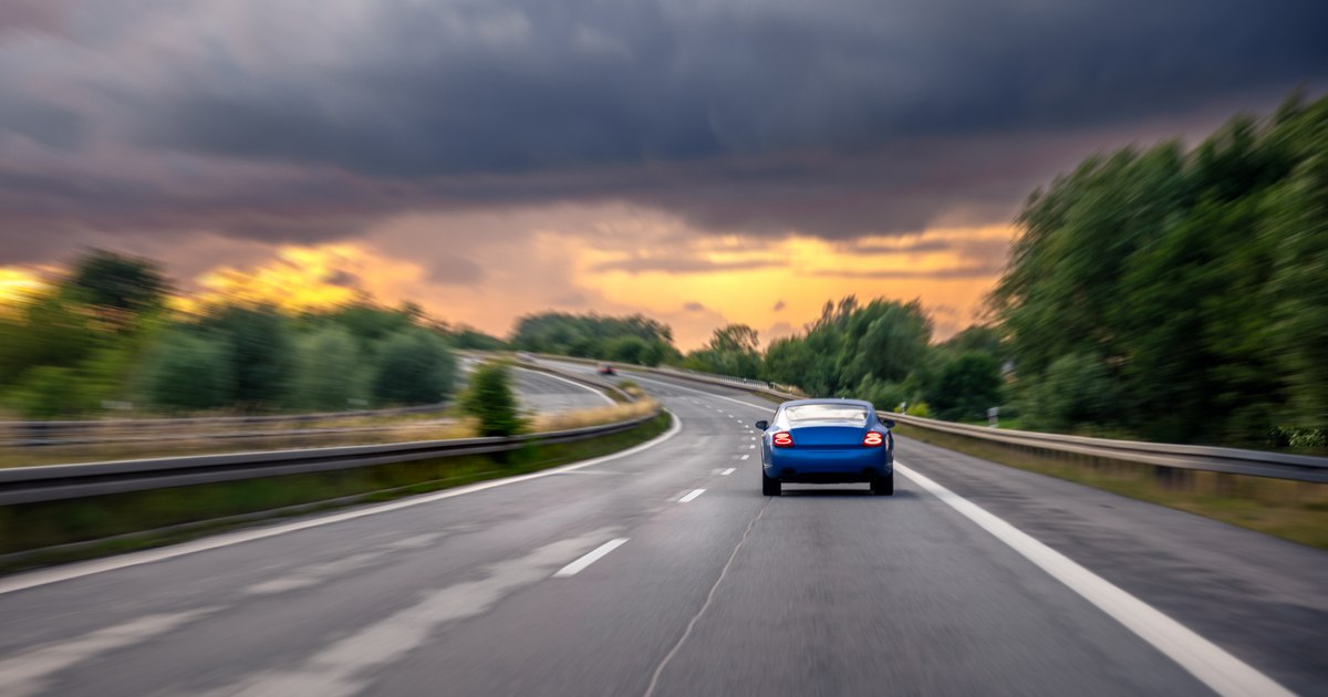 Ce trebuie să faci dacă ai pană pe autostradă. Obligațiile șoferilor aflați în situația dificilă