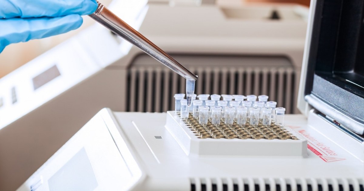 Caz neobișnuit în justiția din România: o văduvă vrea să devină mamă cu embrionul conceput cu soțul decedat. Familia acestuia se opune