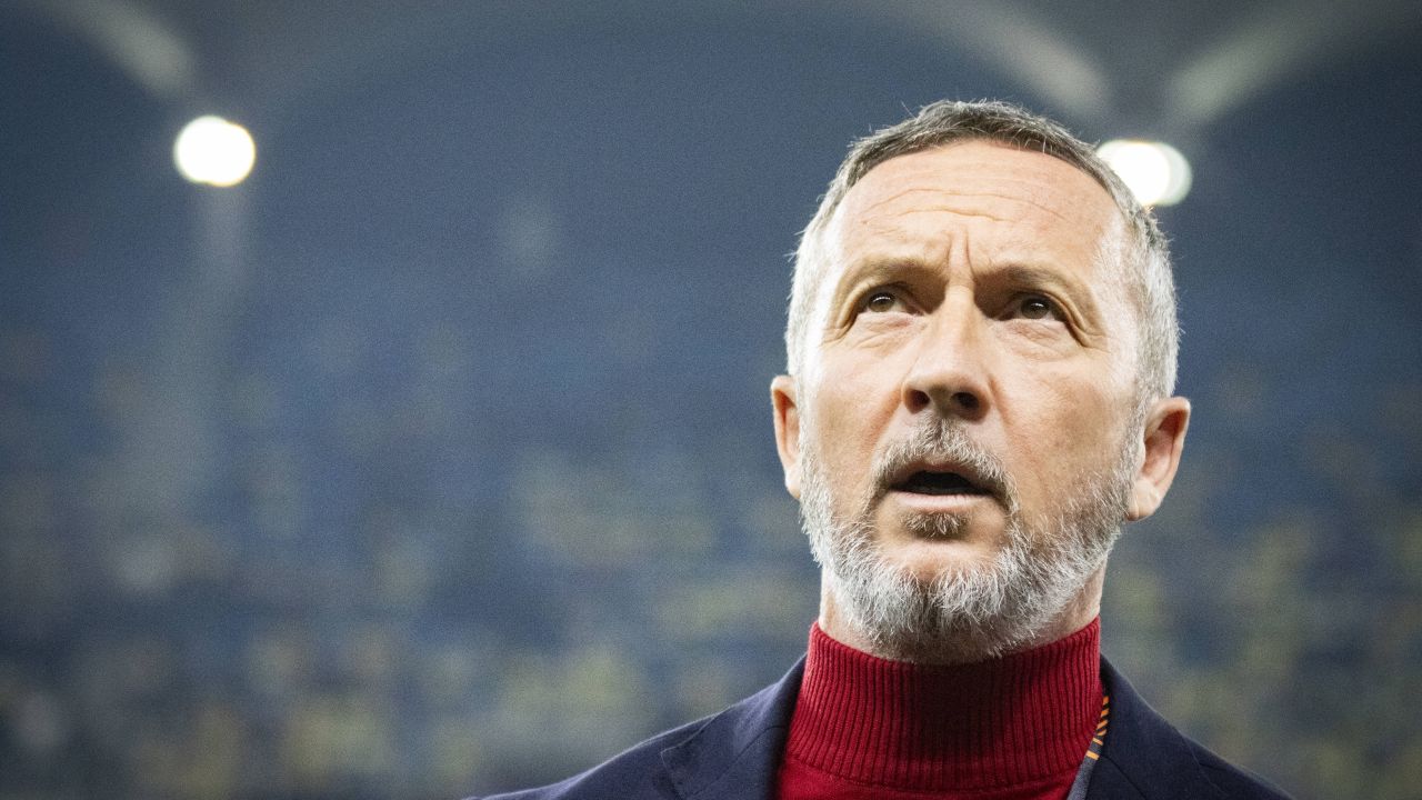 MM Stoica a luat foc când a auzit de psiholog la FCSB: „Poate sunt învechit, dar nu mă interesează” MM Stoica a luat foc când a auzit de psiholog la FCSB: „Poate sunt învechit, dar nu mă interesează”