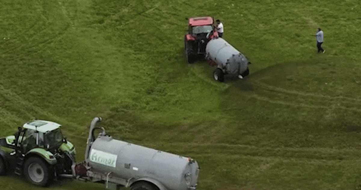 Momentul în care un fermier francez îi împroașcă cu bălegar pe proprietarii unor rulote. Ce l-a făcut să răbufnească