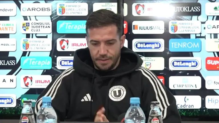 Alex Chipciu se teme pentru Europa după eșecul cu Universitatea Craiova: ”Când am dat mâna cu ei, mi-am dat seama!” Alex Chipciu se teme pentru Europa după eșecul cu Universitatea Craiova: ”Când am dat mâna cu ei, mi-am dat seama!”