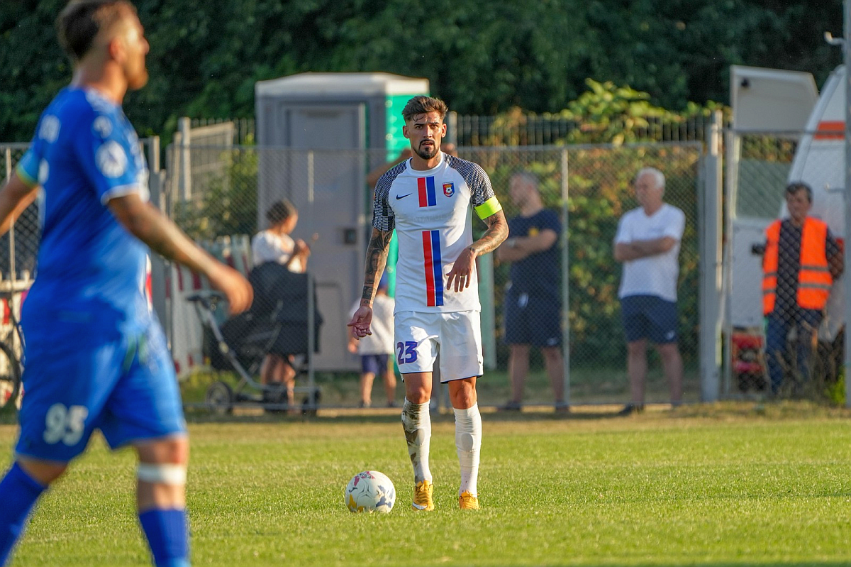 Runda 4 din Liga 2: 9 meciuri se dispută astăzi » Steaua și CS Dinamo joacă acum