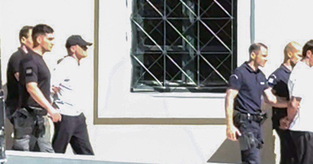 Vladimir Plahotniuc și Constantin Țuțu, în instanța din Atena pentru deținerea actelor false. Ce au decis judecătorii Vladimir Plahotniuc și Constantin Țuțu, în instanța din Atena pentru deținerea actelor false. Ce au decis judecătorii