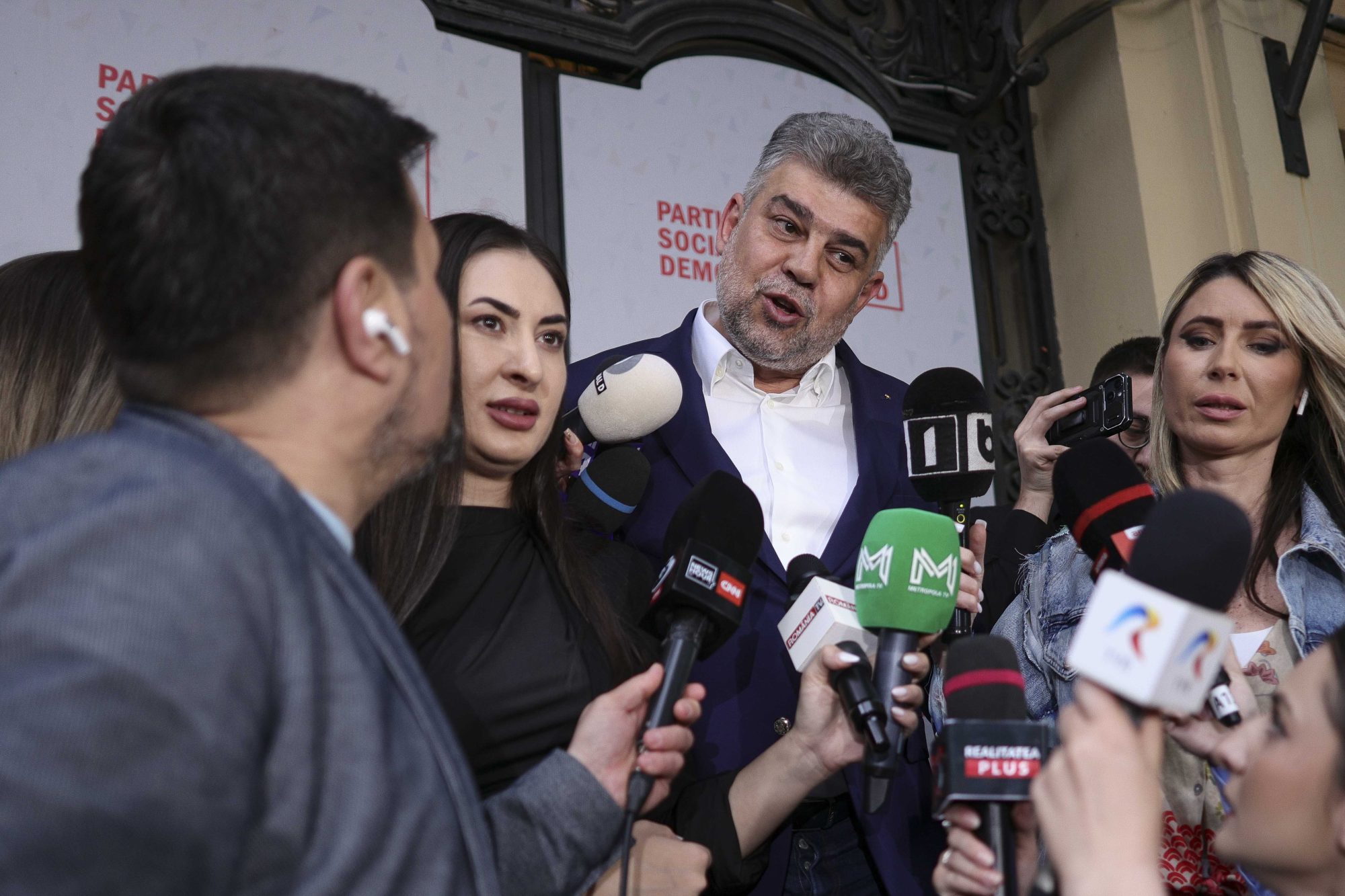 Marcel Ciolacu, înțepături către USR, după moartea lui Ion Iliescu: „Propagandă morbidă a unui simulacru de partid” Marcel Ciolacu, înțepături către USR, după moartea lui Ion Iliescu: „Propagandă morbidă a unui simulacru de partid”