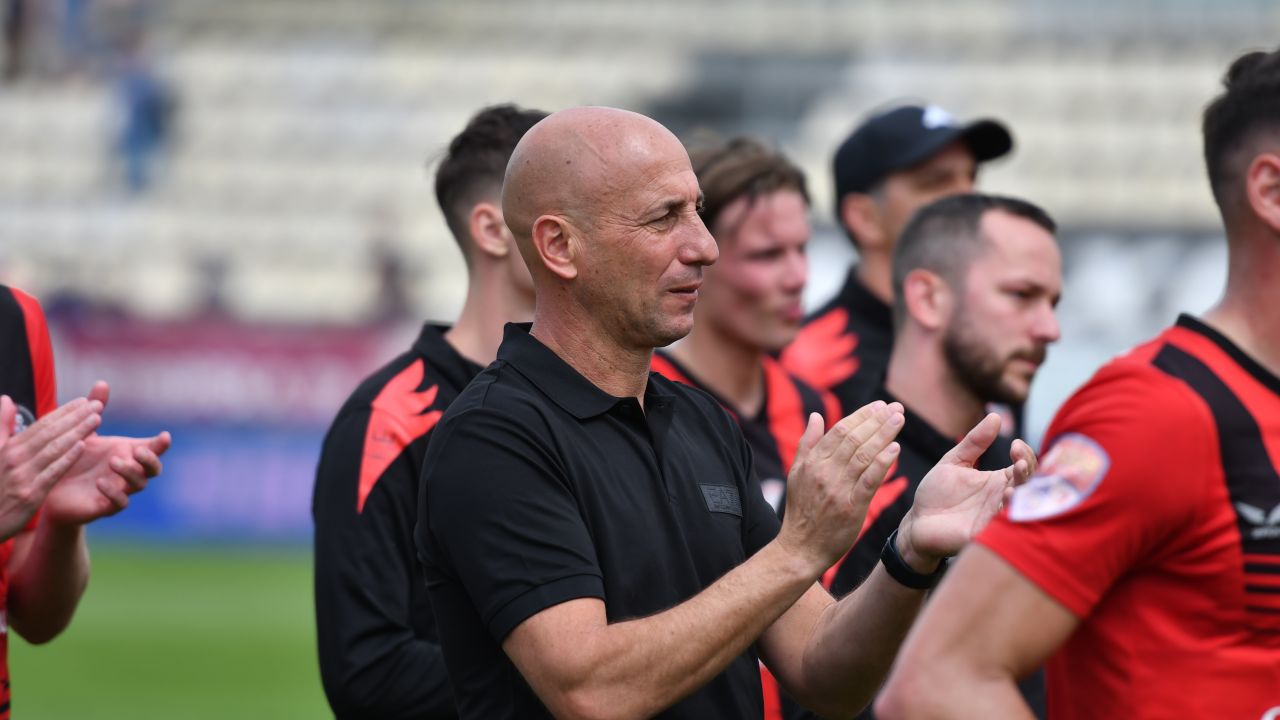 Robert Ilyeș își laudă un elev după egalul cu FCSB: „Poate să joace la orice echipă din România!”