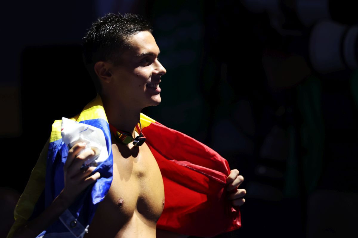 „Dacă nu vezi lumina de la capătul tunelului, fii tu acea lumină” » David Popovici, elogiat de Gazzetta dello Sport