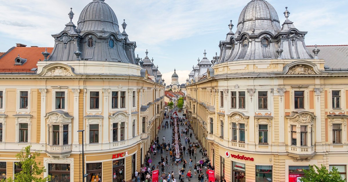 Val de reacții după ce o femeie a fost agresată verbal în Cluj pentru că vorbea în maghiară la telefon Val de reacții după ce o femeie a fost agresată verbal în Cluj pentru că vorbea în maghiară la telefon