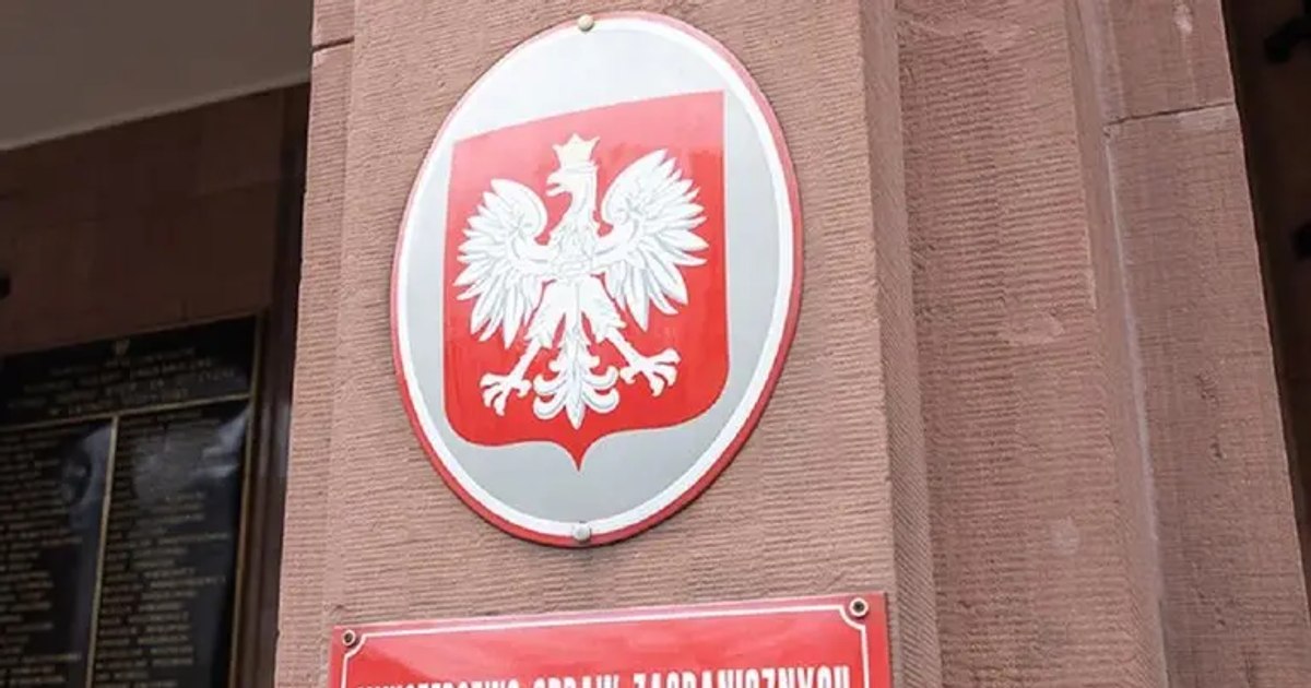 MAE polonez l-a convocat pe șeful ambasadei Rusiei după incursiunea dronelor. Moscova încearcă să transfere responsabilitatea către Ucraina MAE polonez l-a convocat pe șeful ambasadei Rusiei după incursiunea dronelor. Moscova încearcă să transfere responsabilitatea către Ucraina