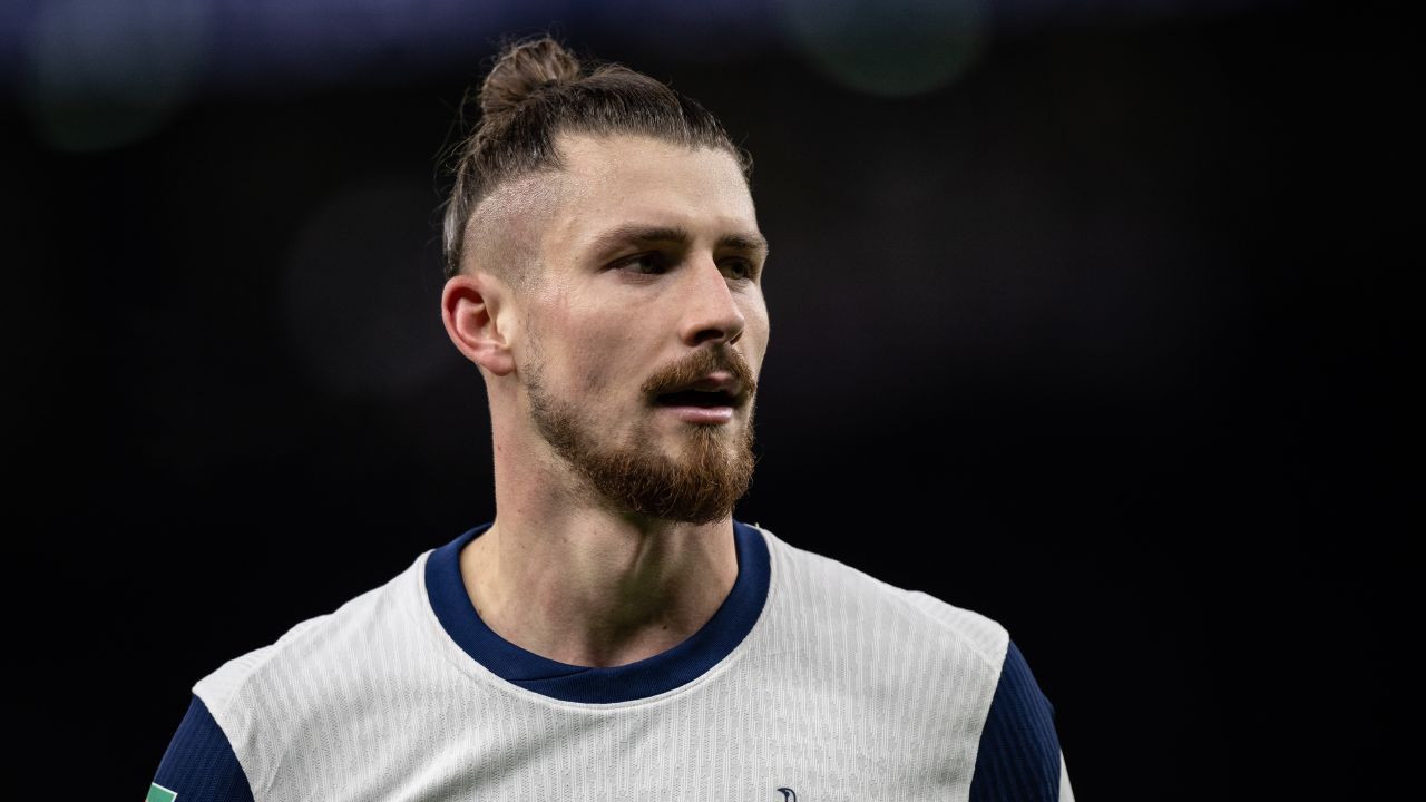 Radu Drăgușin, OUT! Decizia luată de Tottenham