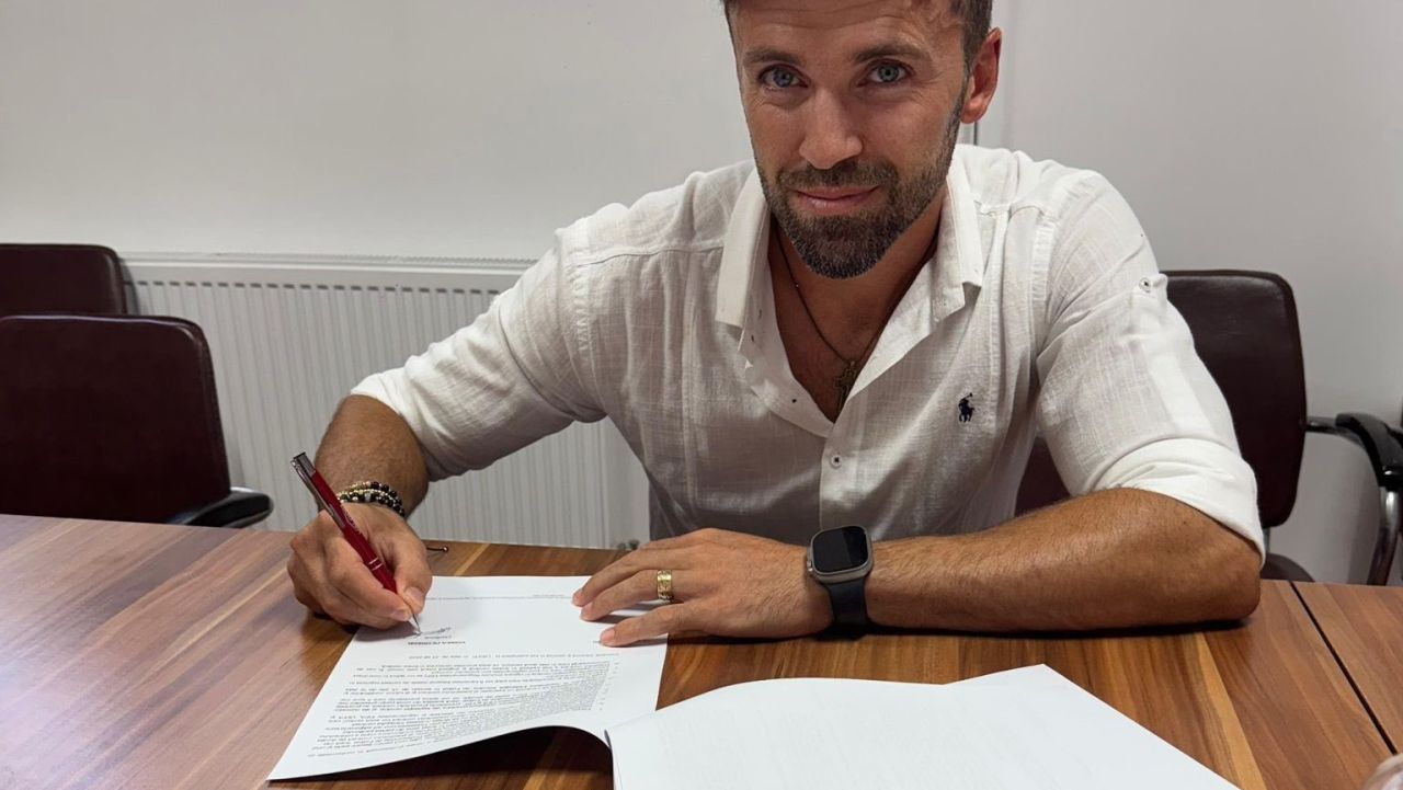 Golgheterul român cu meciuri în Italia, Arabia Saudită, Vietnam, Hong Kong, Malaysia sau San Marino s-a întors acasă!