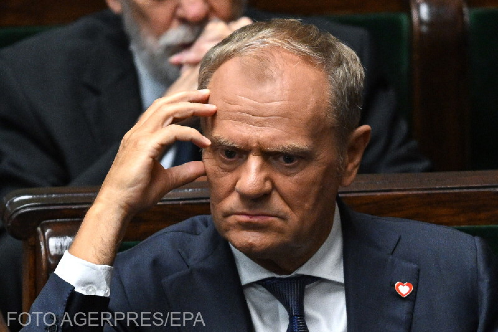 Tusk avertizează că Rusia încearcă să includă în negocierile privind Ucraina și reducerea trupelor americane în Europa