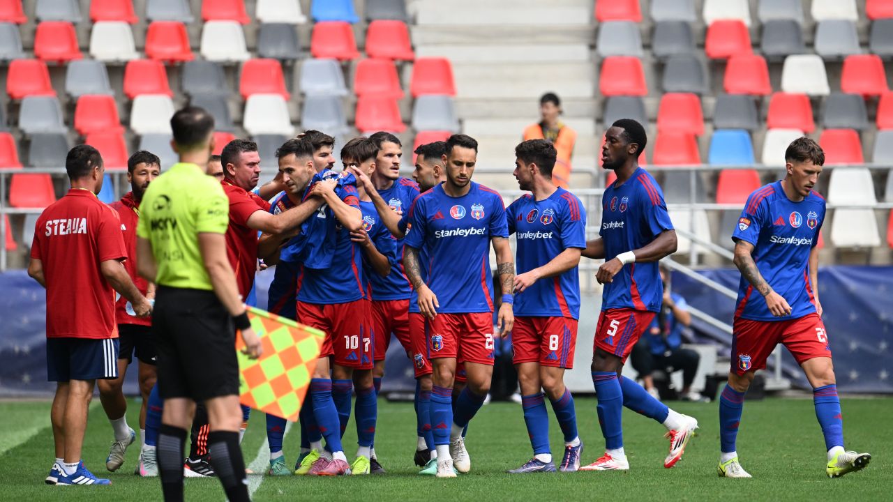 Steaua -0, ACUM pe Sport.ro! Duel pentru calificarea în grupele Cupei României Steaua -0, ACUM pe Sport.ro! Duel pentru calificarea în grupele Cupei României