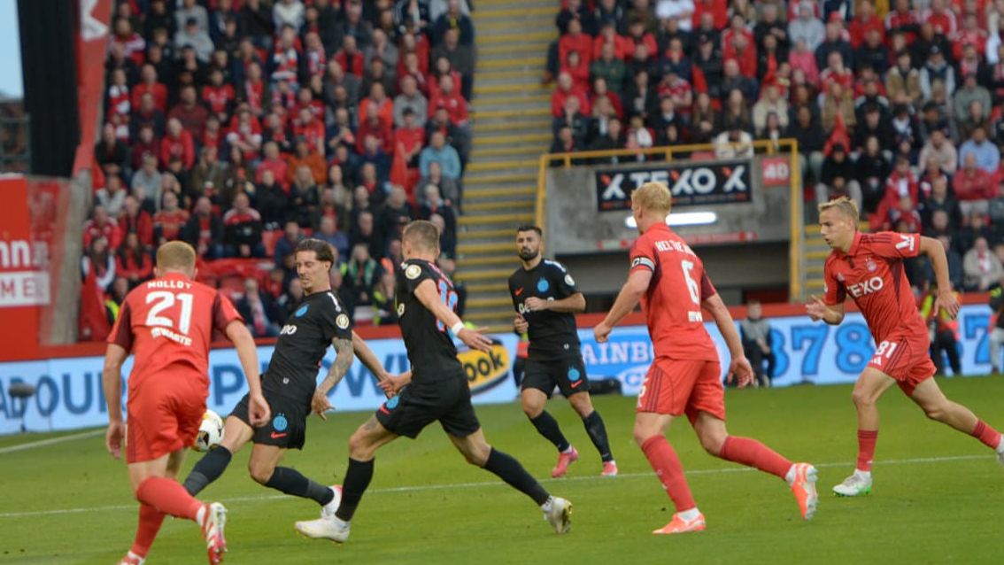 Avertisment pentru FCSB de la un jucător al lui Aberdeen: „Știm că le putem face rău!” Avertisment pentru FCSB de la un jucător al lui Aberdeen: „Știm că le putem face rău!”