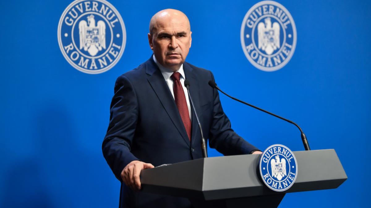 Directorul EximBank, vizat de premierul Bolojan pentru că a închiriat clădirea statului printr-o companie privată Directorul EximBank, vizat de premierul Bolojan pentru că a închiriat clădirea statului printr-o companie privată