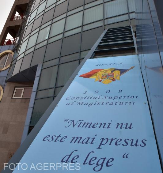 Consiliul Superior al Magistraturii, apel către politicieni la „responsabilitate în discursurile și mesajele transmise pentru a preveni instaurarea unui climat de haos social” Consiliul Superior al Magistraturii, apel către politicieni la „responsabilitate în discursurile și mesajele transmise pentru a preveni instaurarea unui climat de haos social”