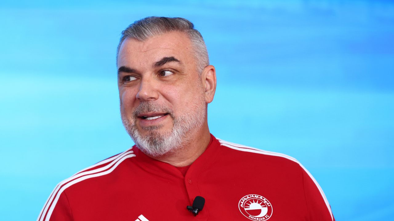 Cosmin Olăroiu, aproape de calificarea la Campionatul Mondial! Meci nebun pentru fostul antrenor din Ghencea Cosmin Olăroiu, aproape de calificarea la Campionatul Mondial! Meci nebun pentru fostul antrenor din Ghencea
