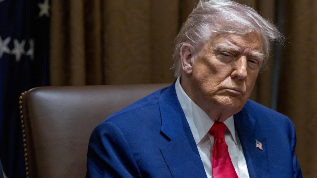 Trump amenință Venezuela cu consecințe „incalculabil” dacă va refuza să primească înapoi migranții din SUA Trump amenință Venezuela cu consecințe „incalculabil” dacă va refuza să primească înapoi migranții din SUA