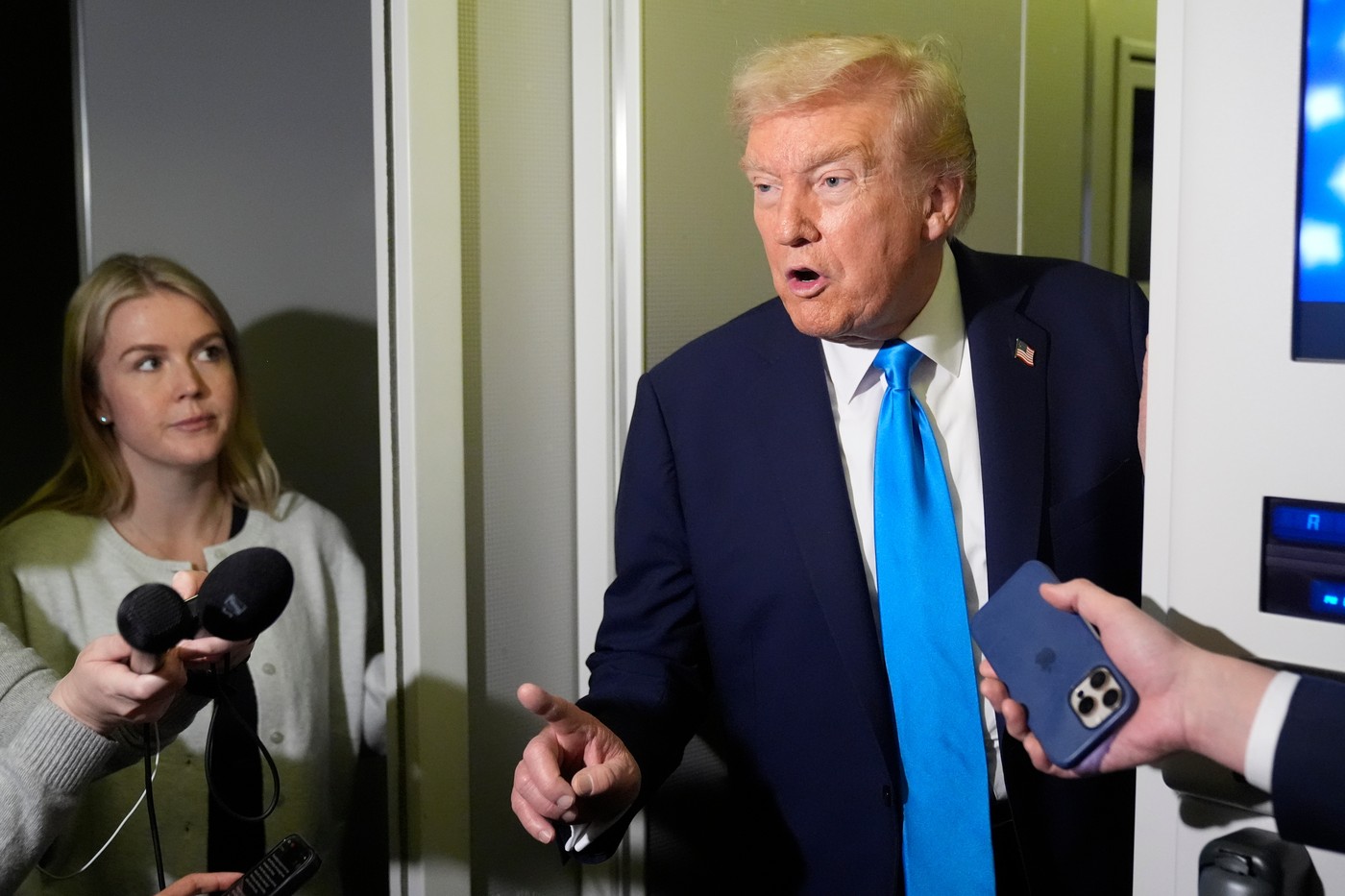 Donald Trump nu vrea să se mai întâlnească cu Putin: „Nu îmi voi pierde timpul” Donald Trump nu vrea să se mai întâlnească cu Putin: „Nu îmi voi pierde timpul”