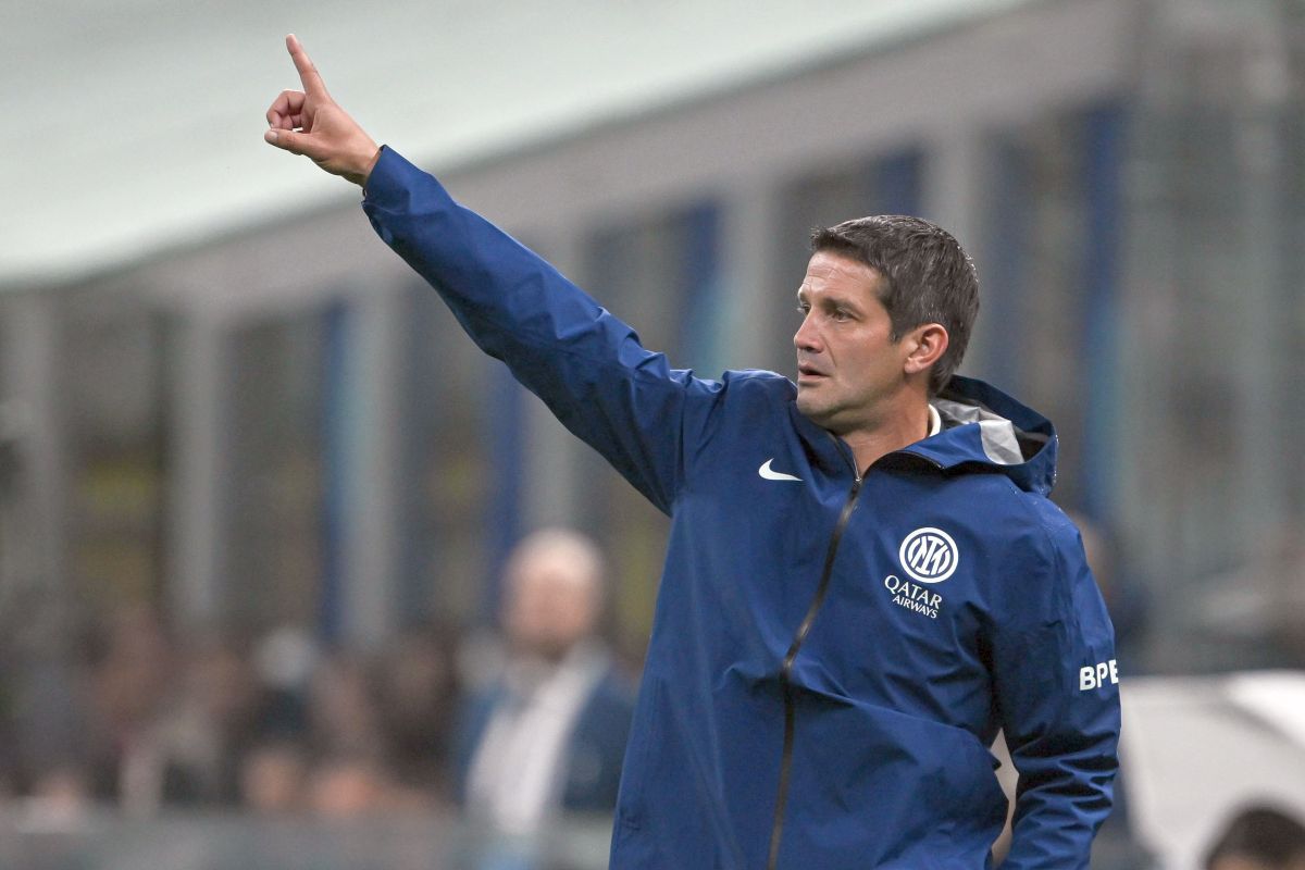 Cristi Chivu, elogiat de legendarul Cafu: „Sper ca într-o zi să antreneze acea echipă” Cristi Chivu, elogiat de legendarul Cafu: „Sper ca într-o zi să antreneze acea echipă”