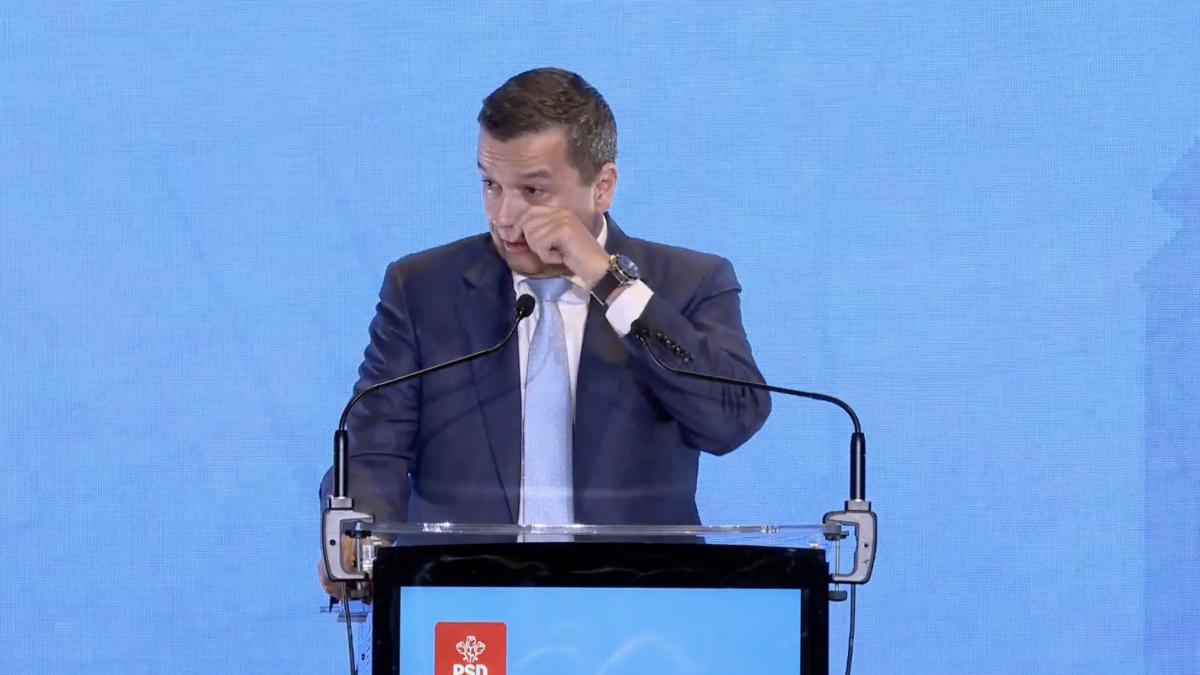 Grindeanu a început să plângă când a văzut cine este în sala în care vorbea / video Grindeanu a început să plângă când a văzut cine este în sala în care vorbea / video