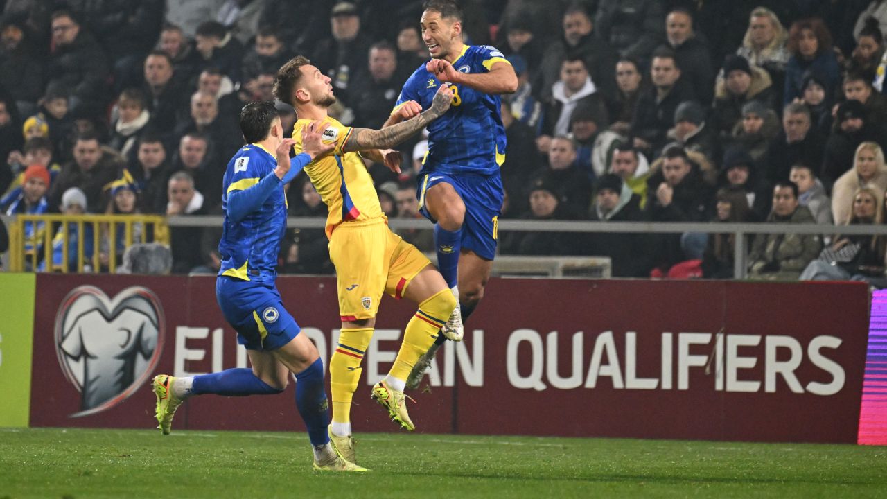 Ungurii nu s-au abținut după ce România a pierdut cu Bosnia: „Trebuia neapărat să învingă” Ungurii nu s-au abținut după ce România a pierdut cu Bosnia: „Trebuia neapărat să învingă”