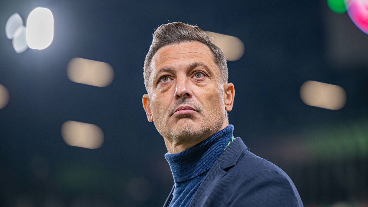 Mirel Rădoi a dat declarația serii după ce a fost eliminat după 20 de minute la meciul cu Rapid Viena: ”S-au obișnuit!”