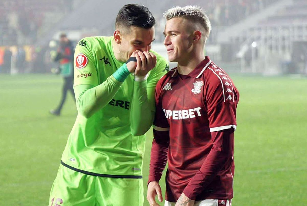 Reacția lui Aioani când și-a văzut pasa de gol pe telefon: „Perfect! Ar merge un bonus” Reacția lui Aioani când și-a văzut pasa de gol pe telefon: „Perfect! Ar merge un bonus”