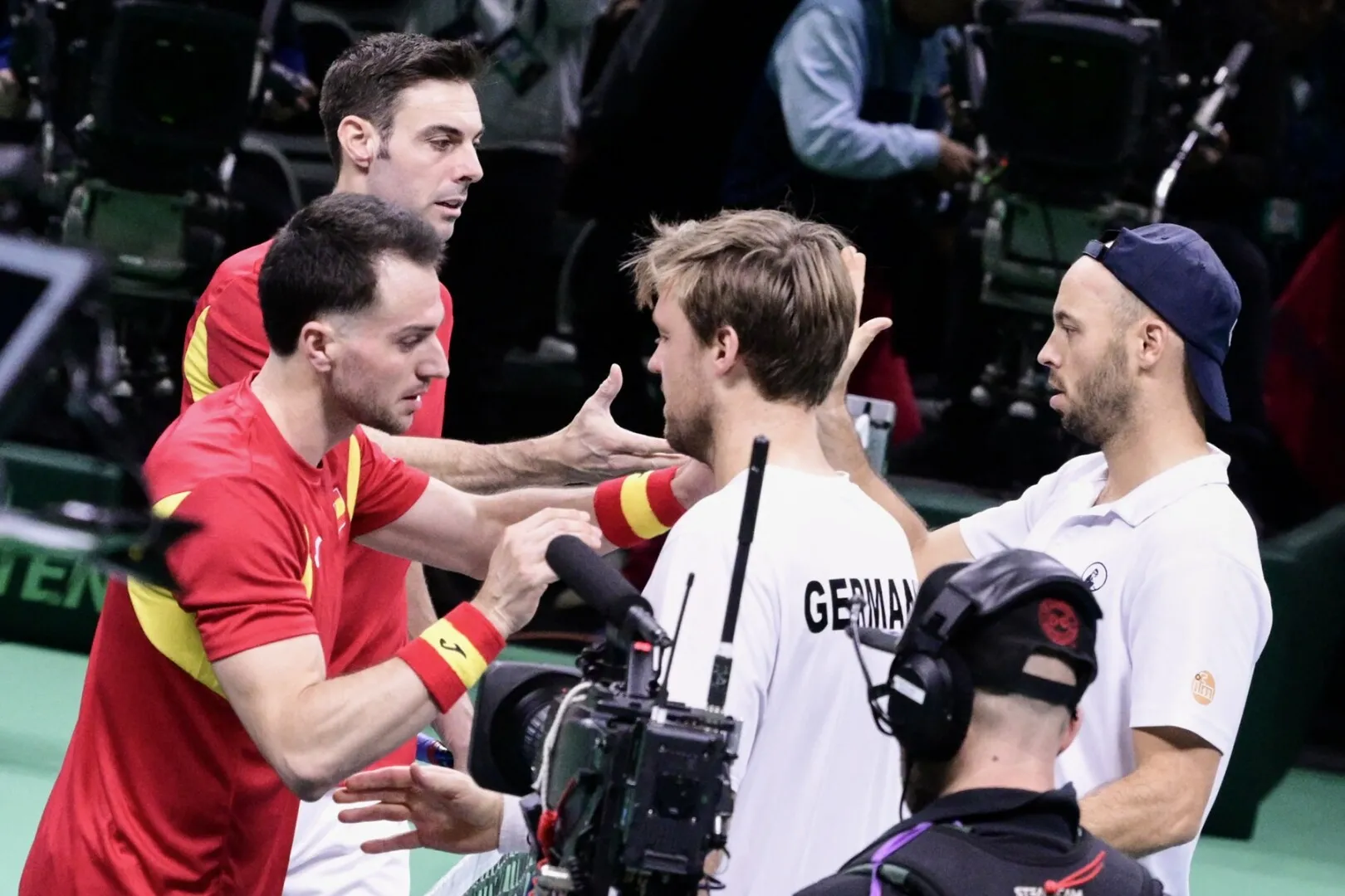 Spania câștigă semifinala de Cupa Davis cu Germania, scor 2-1, şi va juca finala, cu Italia Spania câștigă semifinala de Cupa Davis cu Germania, scor 2-1, şi va juca finala, cu Italia