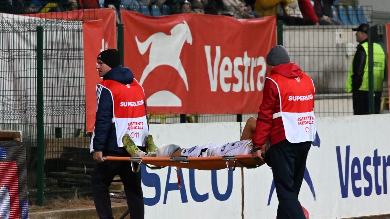 Alertă pentru Grozavu și FC Botoșani. De ce lovitura primită de lider e mai dură decât se crede Alertă pentru Grozavu și FC Botoșani. De ce lovitura primită de lider e mai dură decât se crede