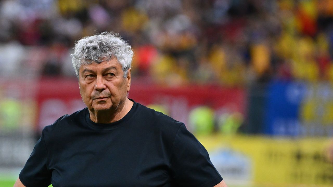 Lucescu „fierbe“: jucătorul de la care avea mari așteptări, „lipit“ de bancă, în cădere liberă! Lucescu „fierbe“: jucătorul de la care avea mari așteptări, „lipit“ de bancă, în cădere liberă!