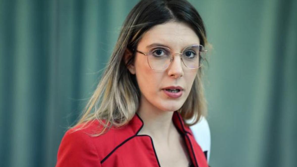 Diana Buzoianu, reacție după ce PSD i-ar fi cerut lui Ilie Bolojan să o demită Diana Buzoianu, reacție după ce PSD i-ar fi cerut lui Ilie Bolojan să o demită