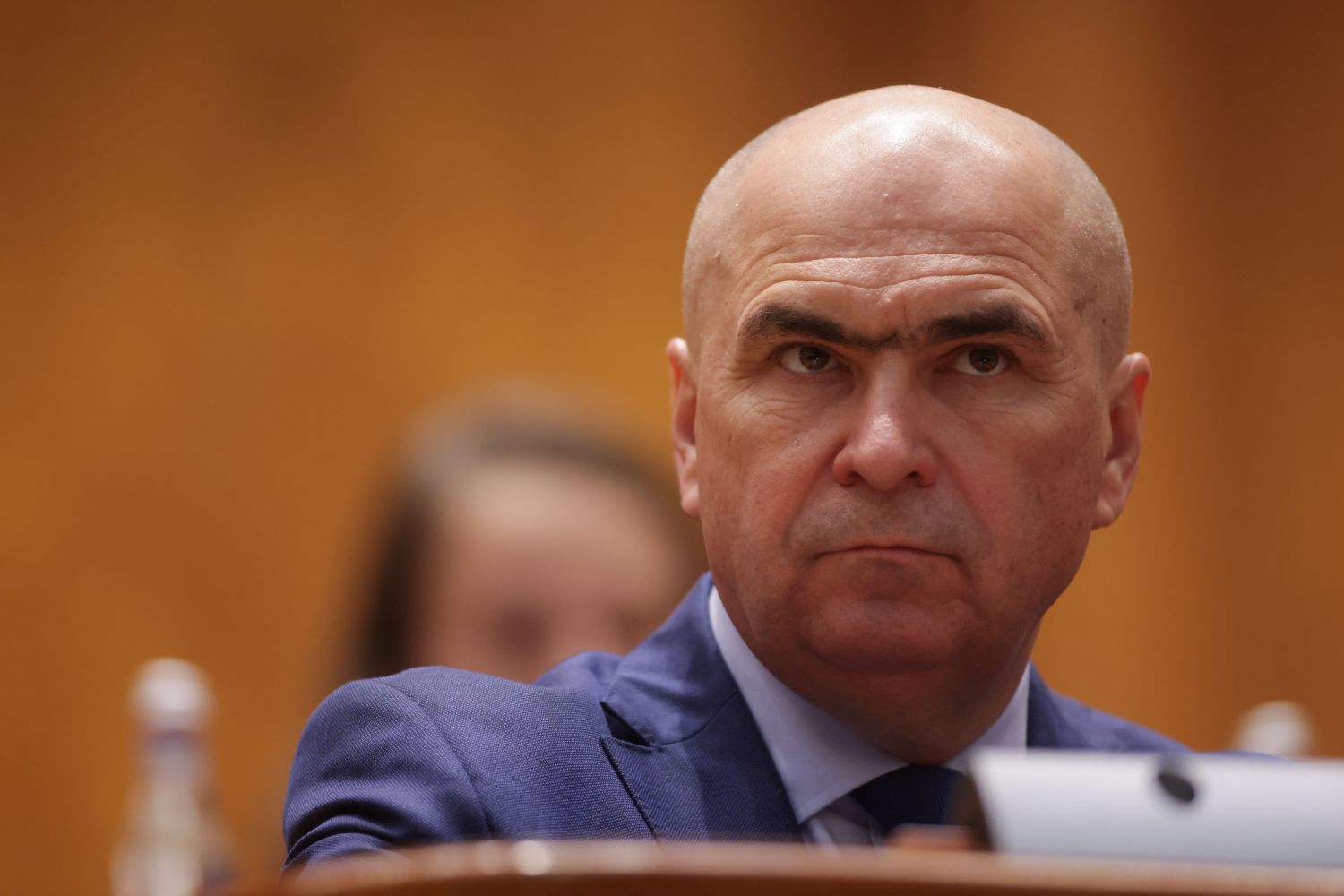 Bolojan anunță că va fi interzis cumulul pensiei speciale cu salariul la stat / Ce se întâmplă cu cei din Sănătate și Educație care cumulează veniturile Bolojan anunță că va fi interzis cumulul pensiei speciale cu salariul la stat / Ce se întâmplă cu cei din Sănătate și Educație care cumulează veniturile