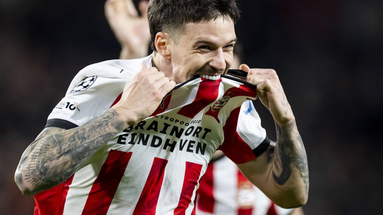PSV, mesaj de trei cuvinte după ce Dennis Man a înscris două goluri împotriva lui Napoli în UCL PSV, mesaj de trei cuvinte după ce Dennis Man a înscris două goluri împotriva lui Napoli în UCL
