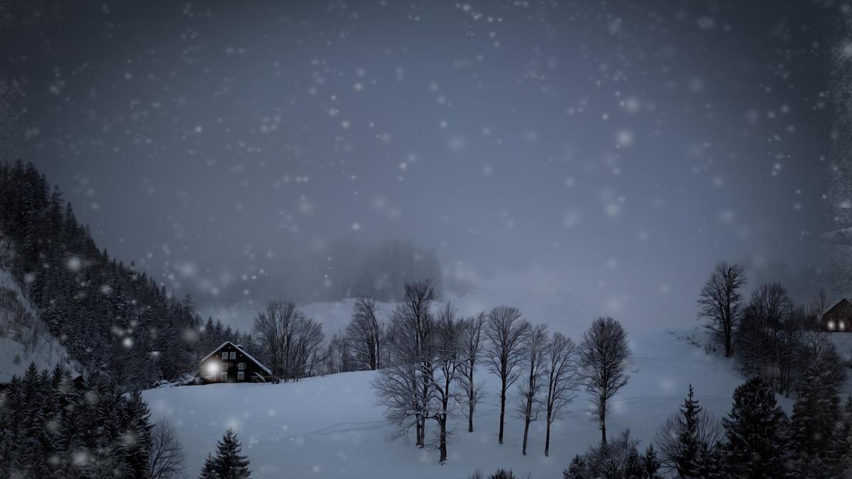 Cod Galben de ploi abundente în 13 județe și București. Prognoza meteo. La munte ninge Cod Galben de ploi abundente în 13 județe și București. Prognoza meteo. La munte ninge