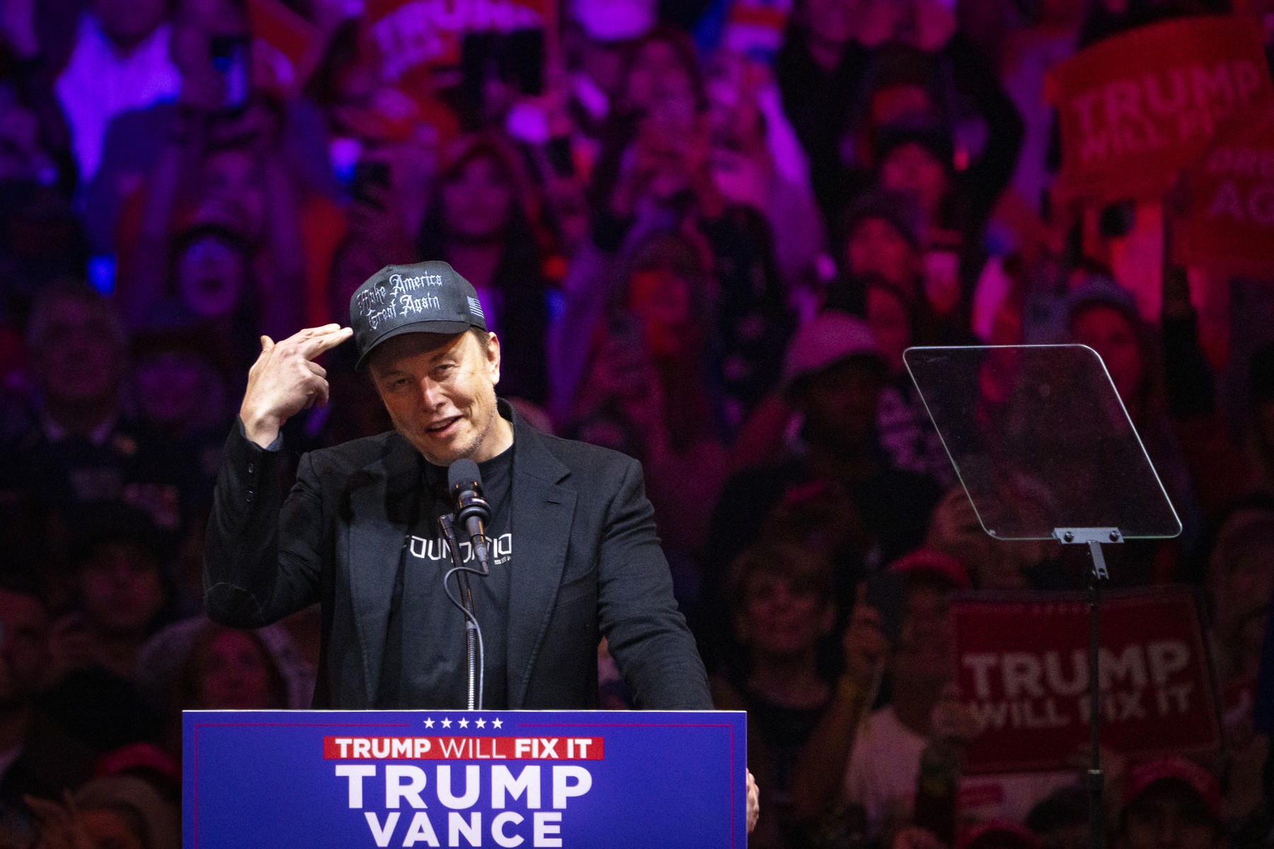 Elon Musk, întrebare pentru Ursula von der Leyen: „Aleasă direct de popor, nu-i așa?” Elon Musk, întrebare pentru Ursula von der Leyen: „Aleasă direct de popor, nu-i așa?”