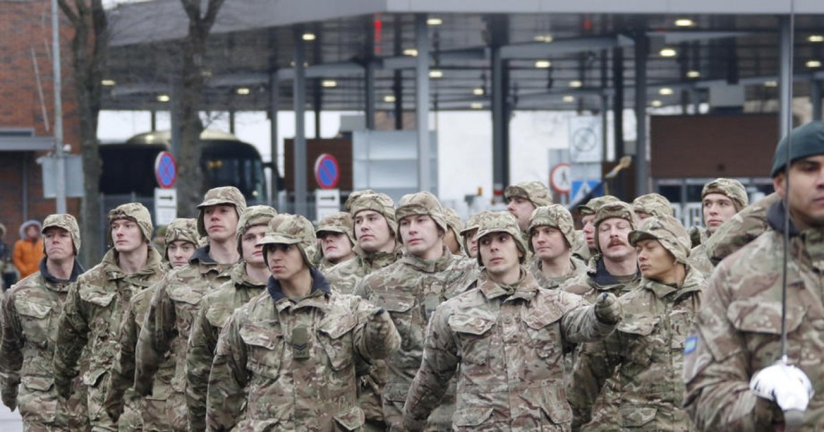 Regatul Unit lansează un program pentru a atrage tineri în rândul forțelor armate