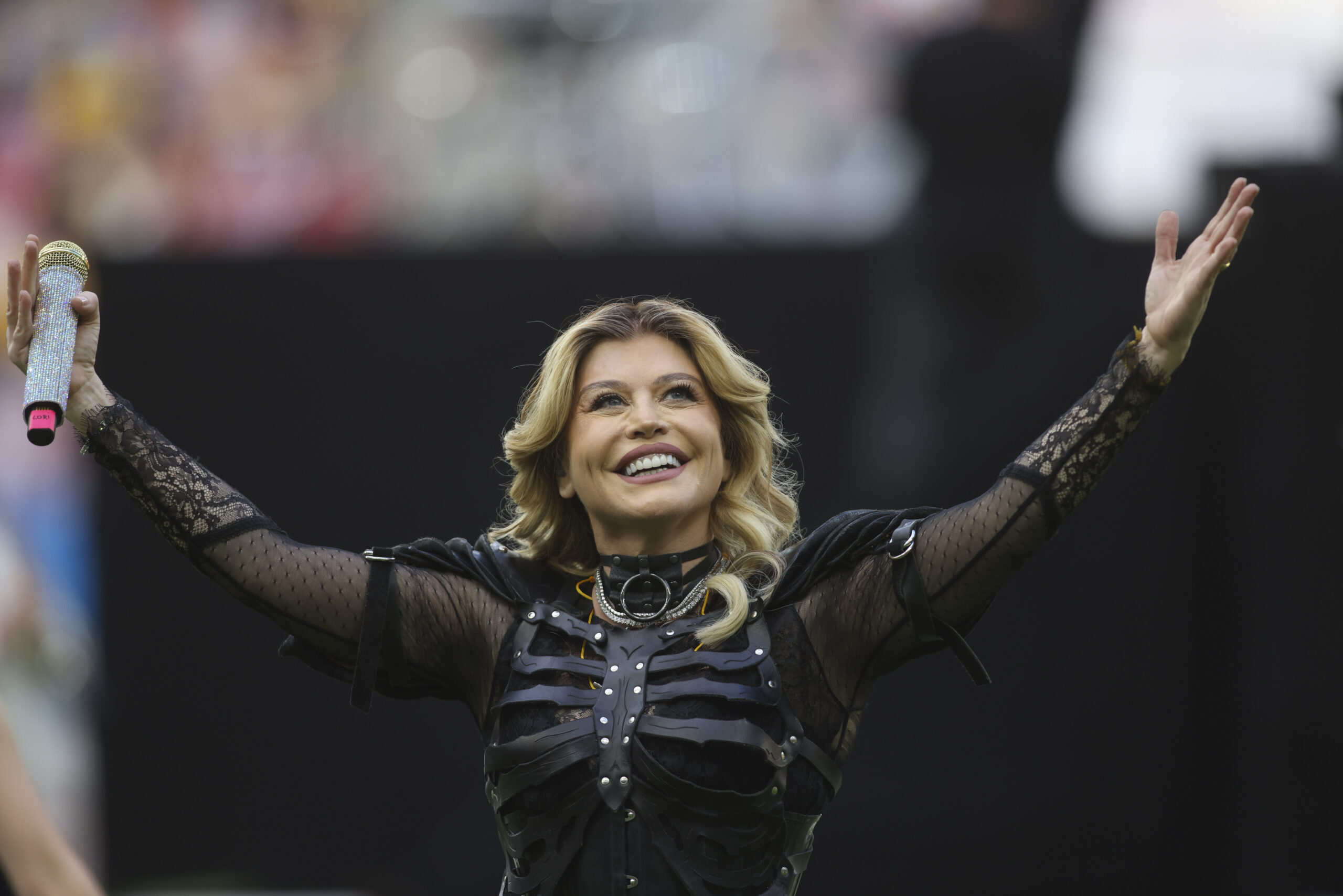 Weekend trending în București, 8-9 noiembrie: Iron Maiden, Loredana, Predator, MTV Party și Nostalgia Weekend trending în București, 8-9 noiembrie: Iron Maiden, Loredana, Predator, MTV Party și Nostalgia