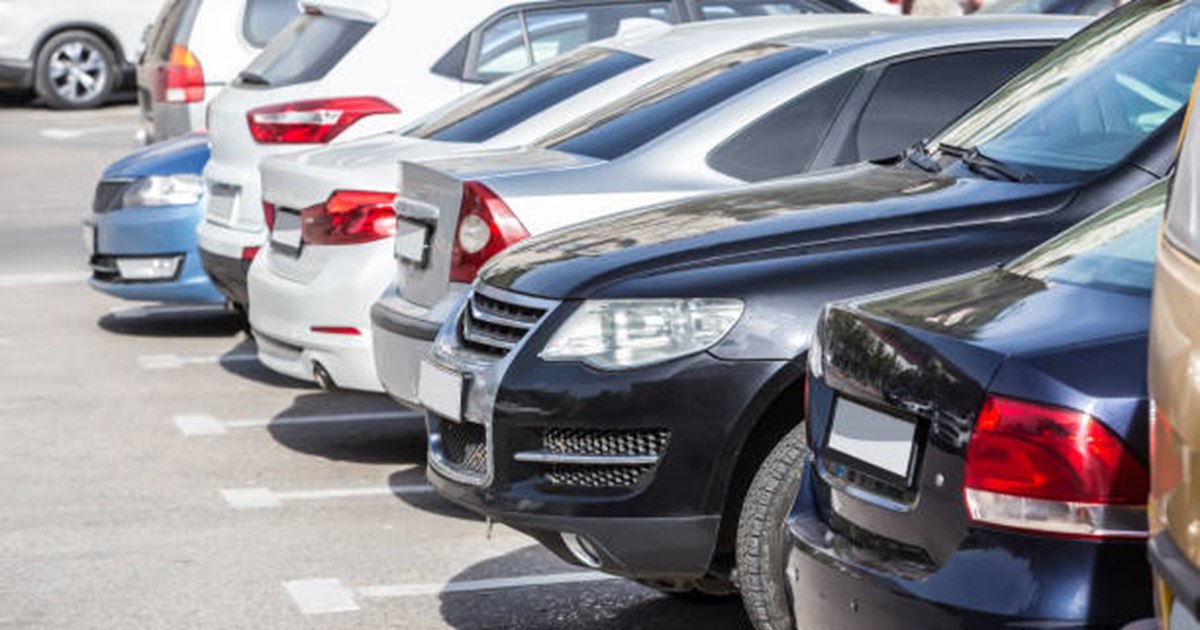 Un loc de parcare din Londra a fost scos la vânzare pentru aproape 300.000 de lire sterline Un loc de parcare din Londra a fost scos la vânzare pentru aproape 300.000 de lire sterline